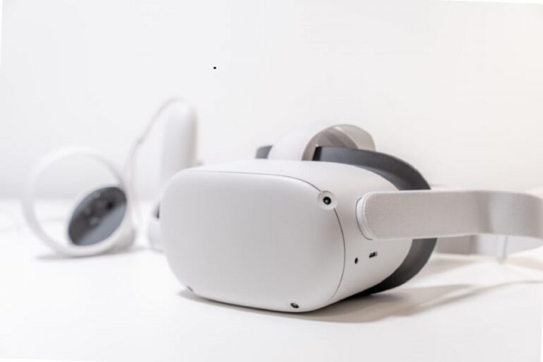 The role of VR in building maintenance