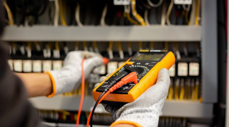 Maintenance Worker Electrocuted, Killed