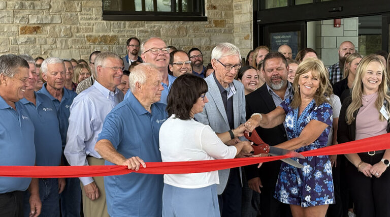 Lafayette Hospital + Clinics Opens New Facility in Darlington, Wisconsin