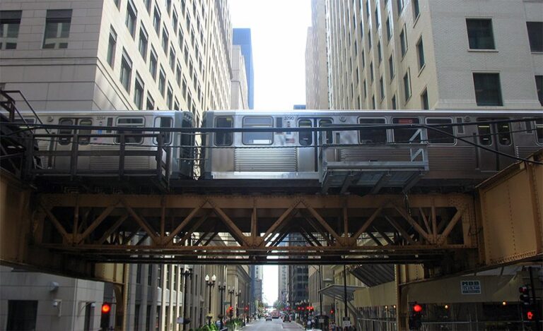 Illinois Legislature Approves $1.5B Plan to Overhaul Transit Governance