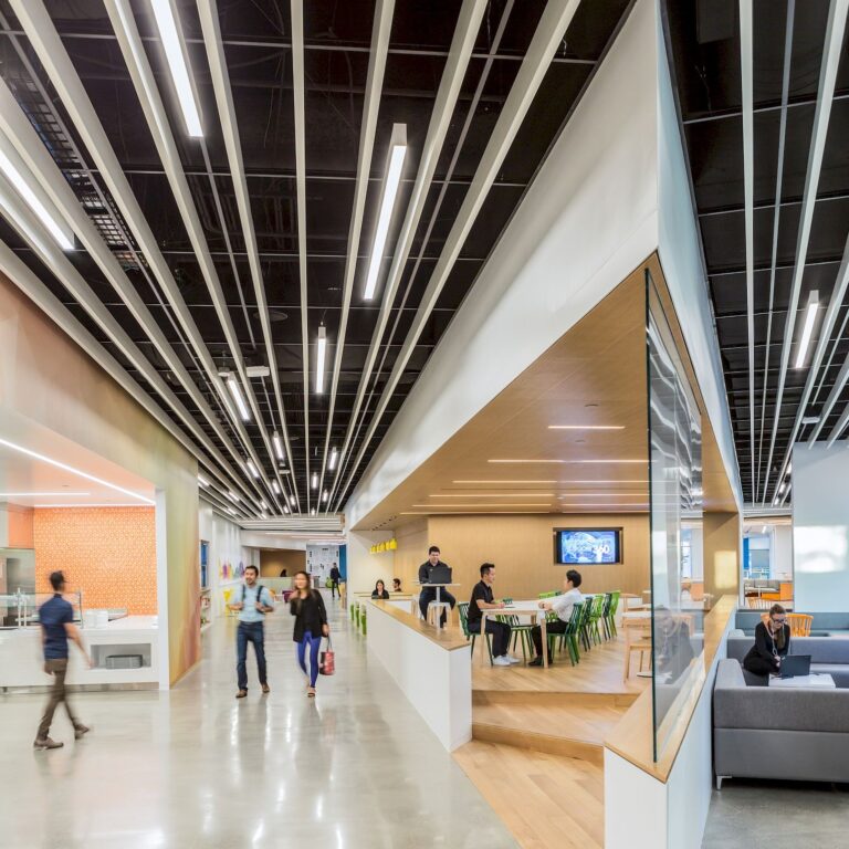 AI could increase the relevance of the physical workplace, Gensler report suggests